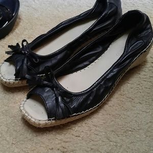 Tignanello Black Leather Peep Toe Wedges 8 1/2